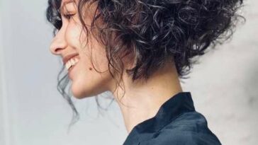 Coupes de cheveux tendance pour cheveux bouclés