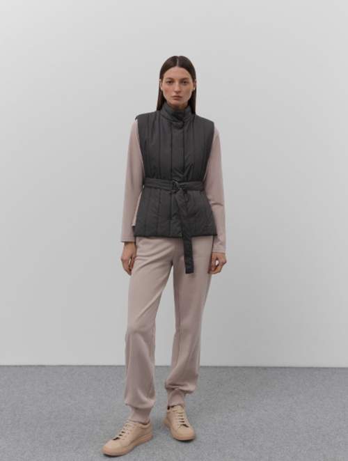 Bib 2022: nouveaux modèles féminins, tendances, comment porter, images