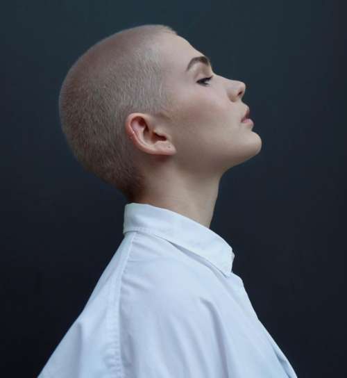 Coupe de cheveux à la machine