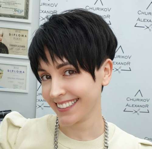 Coupes de cheveux courtes pour cheveux fins: photos, tendances 2022