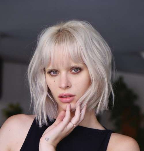 Coupes de cheveux courtes pour cheveux fins: photos, tendances 2022