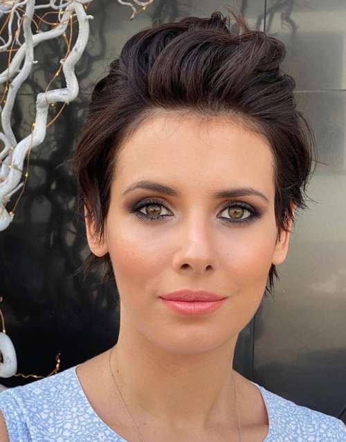 Coupes de cheveux courtes pour cheveux fins: photos, tendances 2022