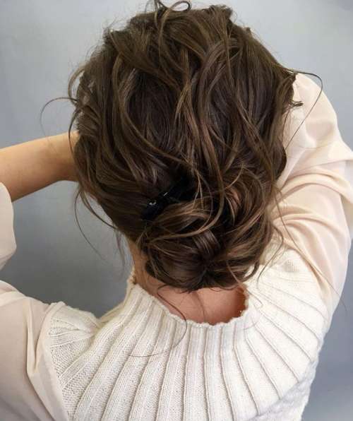 Coiffures pour le Nouvel An: nouveautés 2022, idées photo, tendances mode