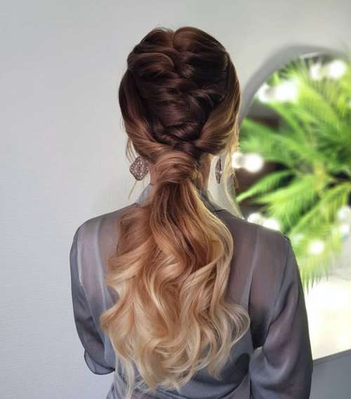 Coiffures pour le Nouvel An: nouveautés 2022, idées photo, tendances mode