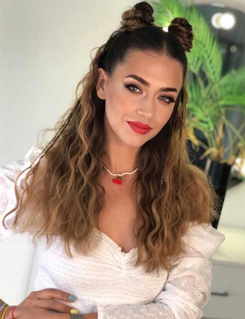 Cornes de cheveux pour la nouvelle année