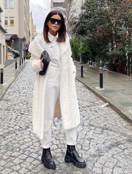 Manteau en fausse fourrure blanche