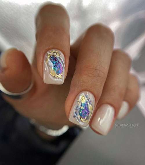 Conception d'ongles en pierre de cristal