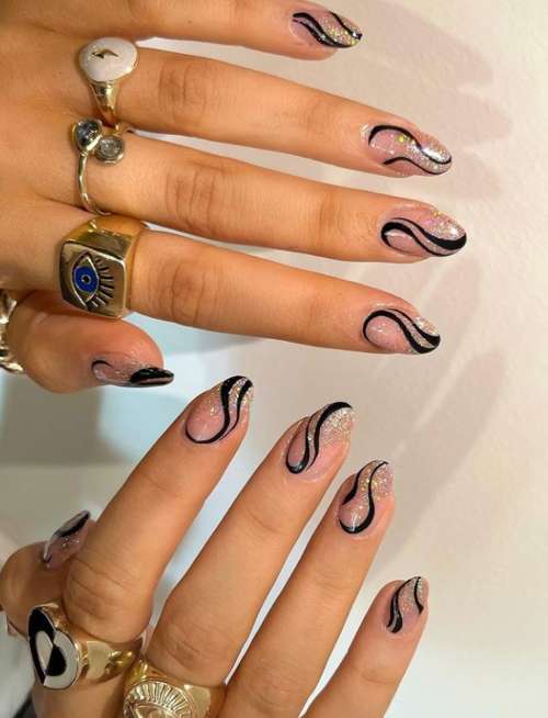 Manucure brillante pour les ongles courts: design 2022, photo