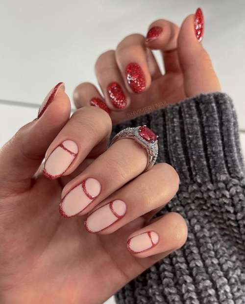 Manucure réfléchissante rouge