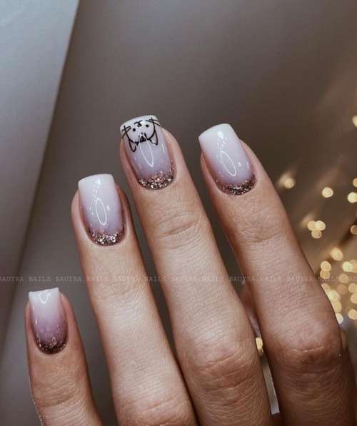 Manucure brillante 2022: photo du nouveau design des ongles