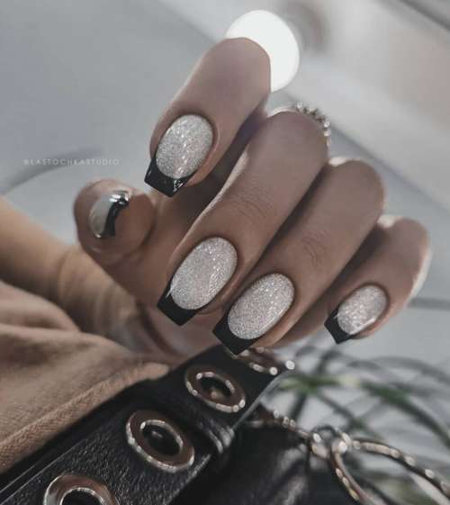 Manucure brillante 2022: photo du nouveau design des ongles