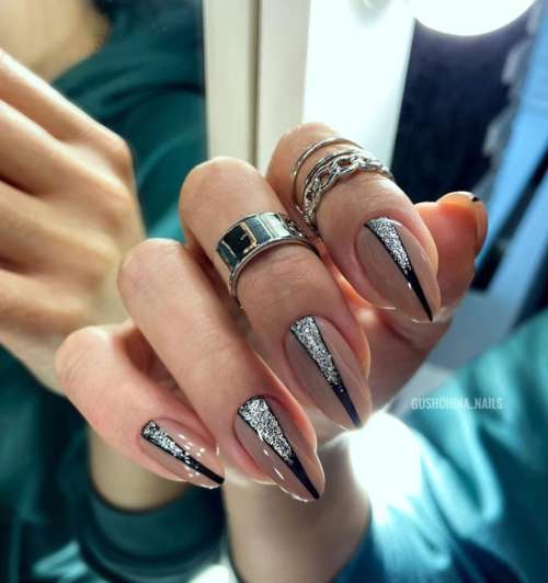 Manucure brillante 2022: photo du nouveau design des ongles