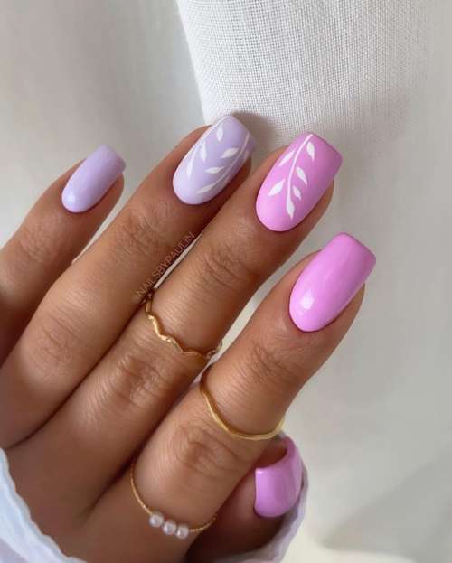 Conception d'ongles lilas et roses