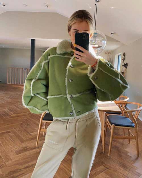 Manteaux en peau de mouton de mode verte