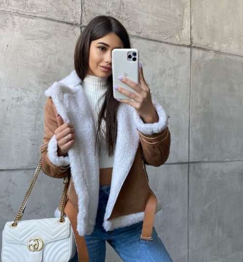 Manteaux en peau de mouton à la mode 2022: looks d'hiver pour femmes, tendances, modèles