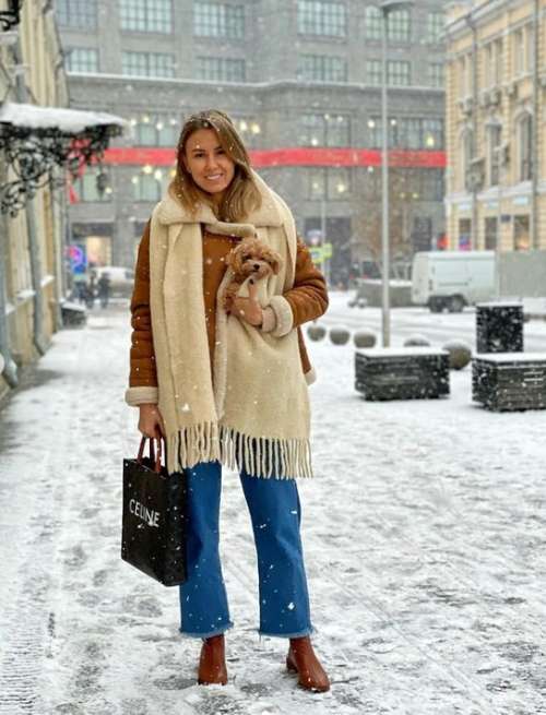 Manteaux en peau de mouton à la mode 2022: looks d'hiver pour femmes, tendances, modèles