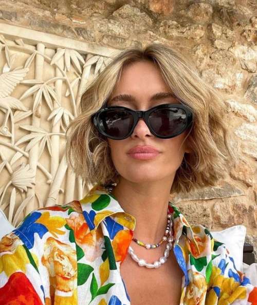 Coupe de cheveux Bob pour cheveux courts: tendances 2022, types, photos