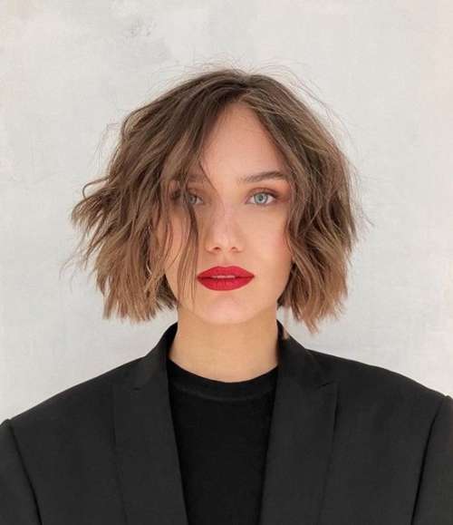Coupe de cheveux Bob pour cheveux courts: tendances 2022, types, photos