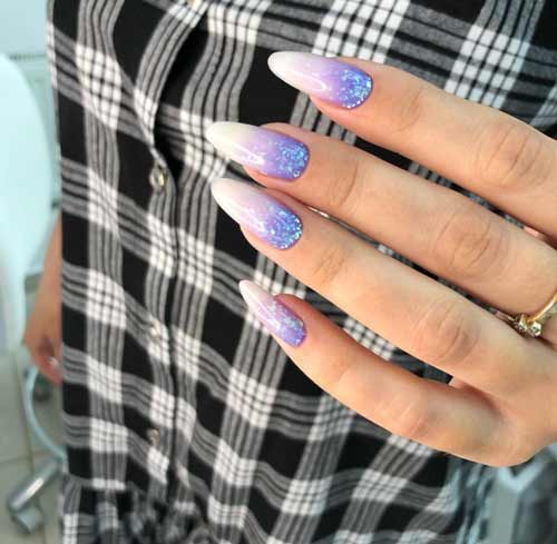 Conception de paillettes dégradées violettes et laiteuses