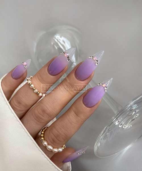 ongles longs français violets