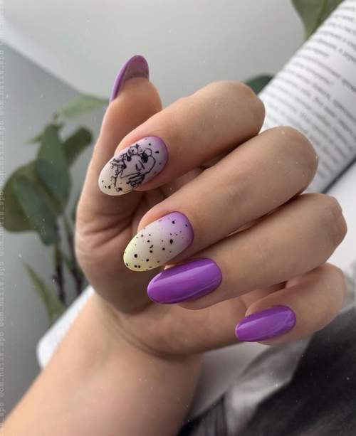 Manucure violette avec design 2022: photos, actualités mode
