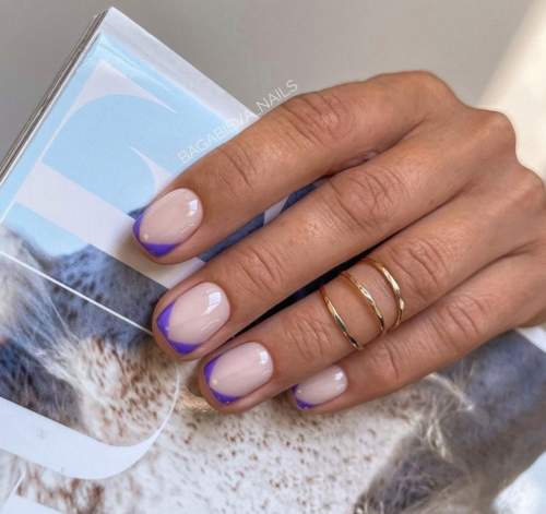 Manucure violette avec design 2022: photos, actualités mode