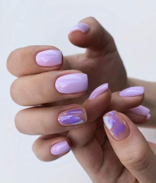 Manucure violette avec design 2022: photos, actualités mode