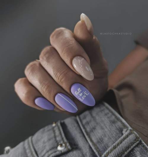 Manucure violette avec design 2022: photos, actualités mode