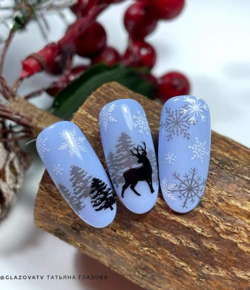 Manucure bleue du Nouvel An: nouveautés 2022, photos, idées de design
