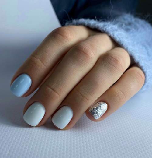 Paillettes argent manucure bleu