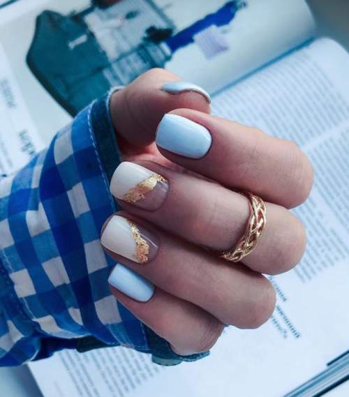 Bleu blanc et feuille