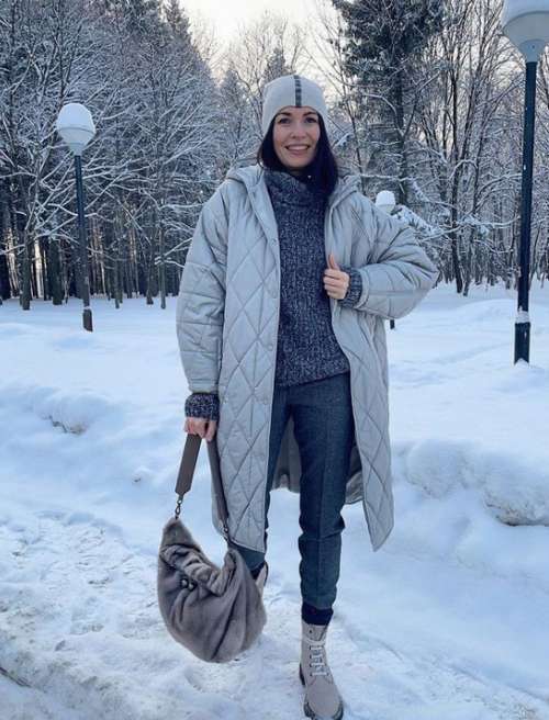 Doudounes femme hiver 2022: modèles tendances, images à la mode