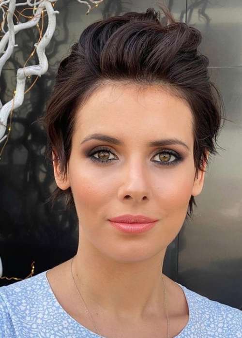 Coupe de cheveux Pixie-bob: photos de coupes de cheveux de tous les côtés