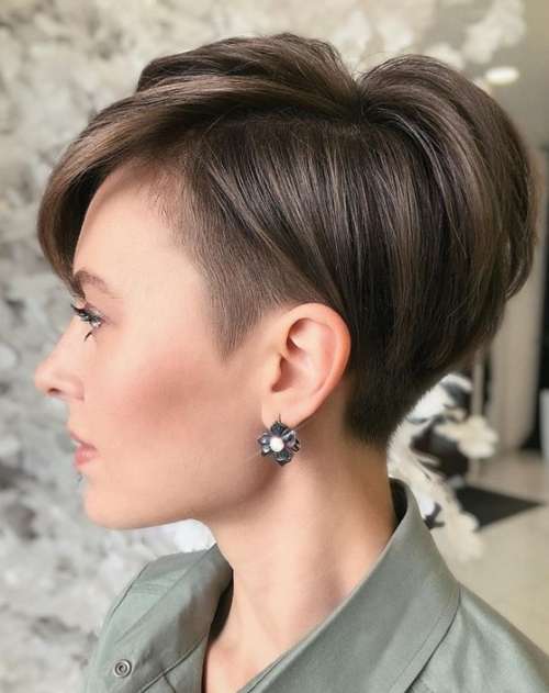 Pixie avec temple rasé