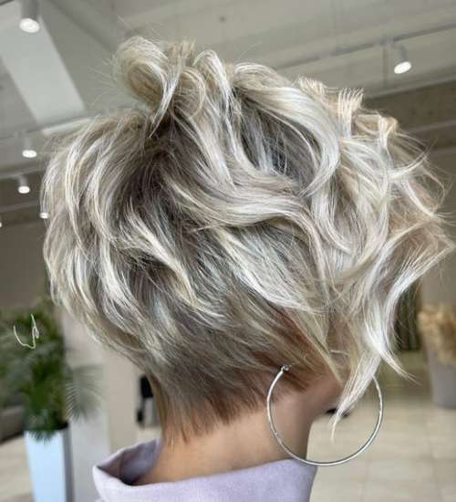 Coupe de cheveux Pixie-bob: photos de coupes de cheveux de tous les côtés