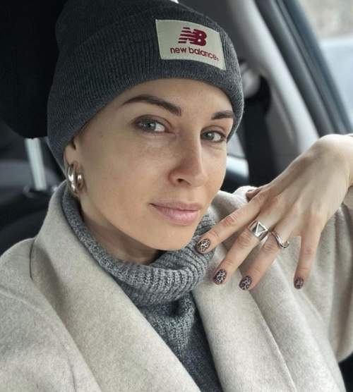 Manucure pour ongles très courts : belles couleurs, idées 2022, photo