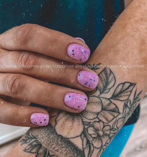 Manucure pour ongles très courts : belles couleurs, idées 2022, photos