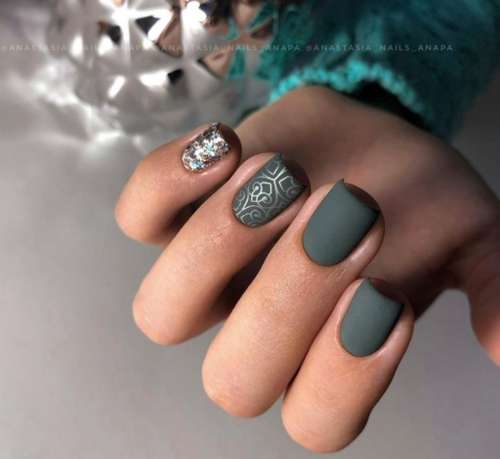 Conception d'ongles d'hiver noir