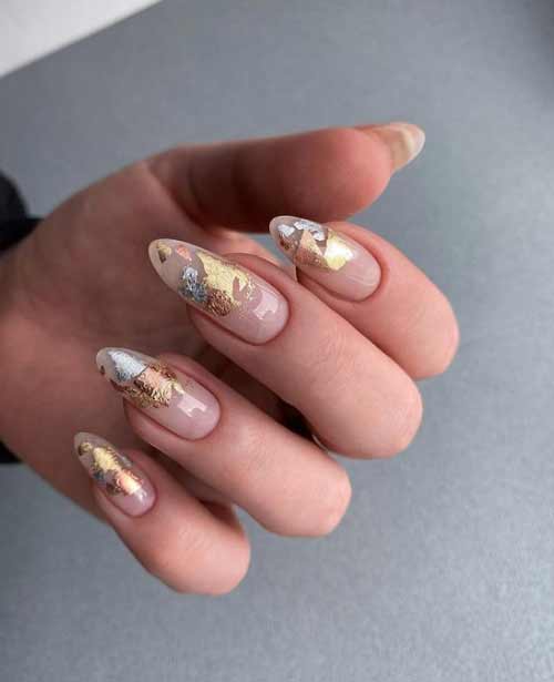 Français avec feuille multicolore