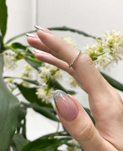 Veste du Nouvel An 2022 : manucure pour la rencontre de l'Année du Tigre d'Eau