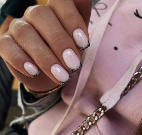 Veste du Nouvel An 2022 : manucure pour la rencontre de l'Année du Tigre d'Eau