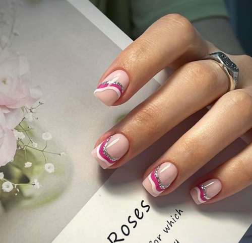 Veste du Nouvel An 2022 : manucure pour la rencontre de l'Année du Tigre d'Eau