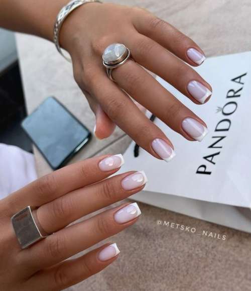 Veste du Nouvel An 2022 : manucure pour la rencontre de l'Année du Tigre d'Eau