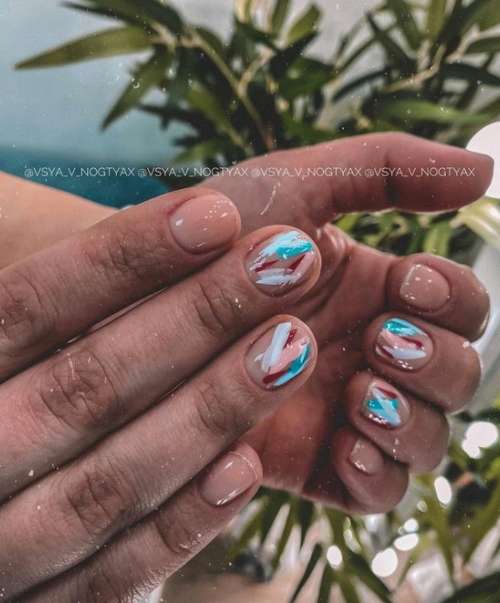 Conception "coups sur les ongles": belles idées manucure, nouveautés