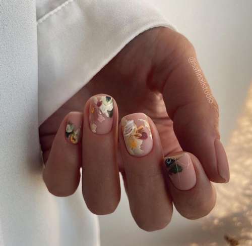 Conception "coups sur les ongles": belles idées manucure, nouveautés