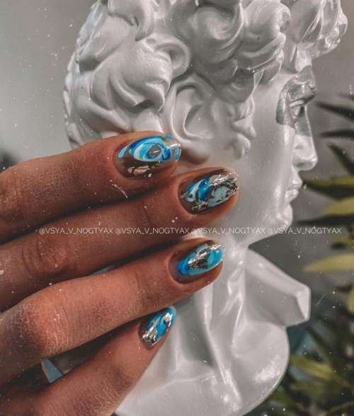 Conception "coups sur les ongles": belles idées manucure, nouveautés