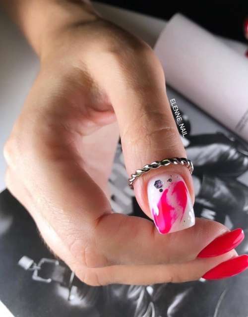 Conception "coups sur les ongles": belles idées manucure, nouveautés