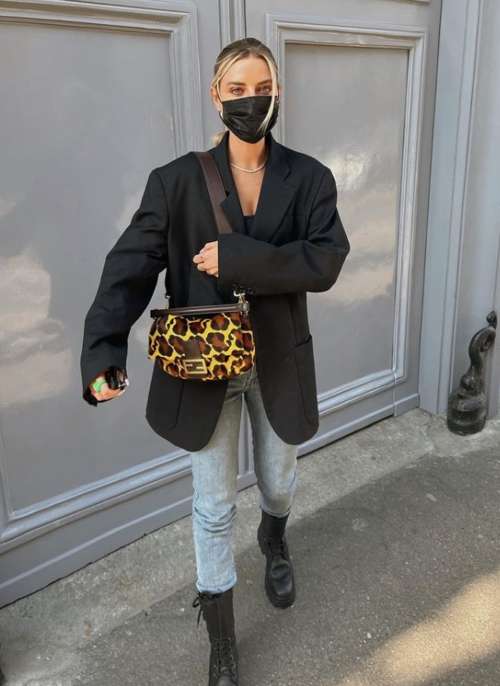 Jeans mode printemps-été 2022: tendances, photos, images