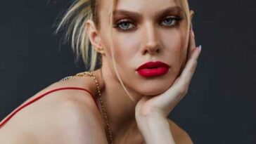 Coiffures pour le Nouvel An 2022: idées de photos, tendances de la mode