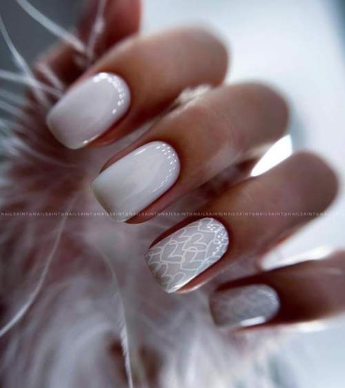 coeur sur les ongles